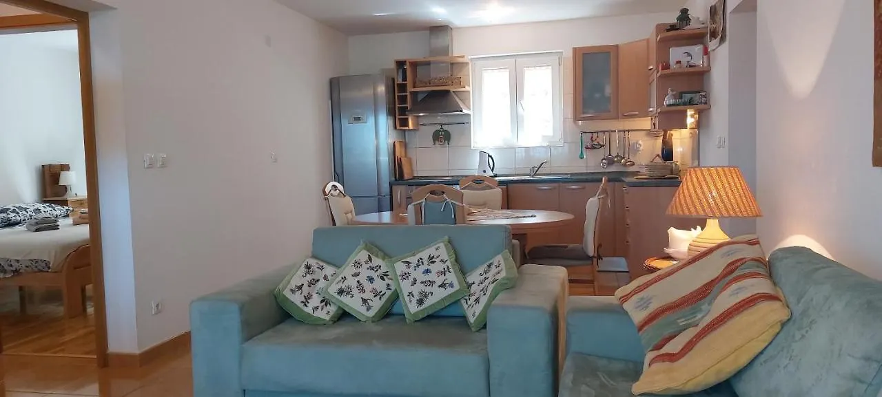 Apartment Rosellina By The Sea Zambratija  Croatia